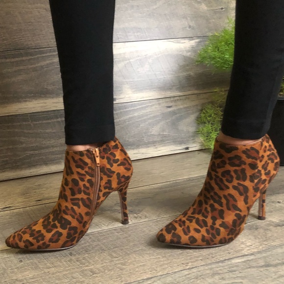LAST1🌸Vegan Leopard Animal Print Heel Booties - Picture 5 of 8